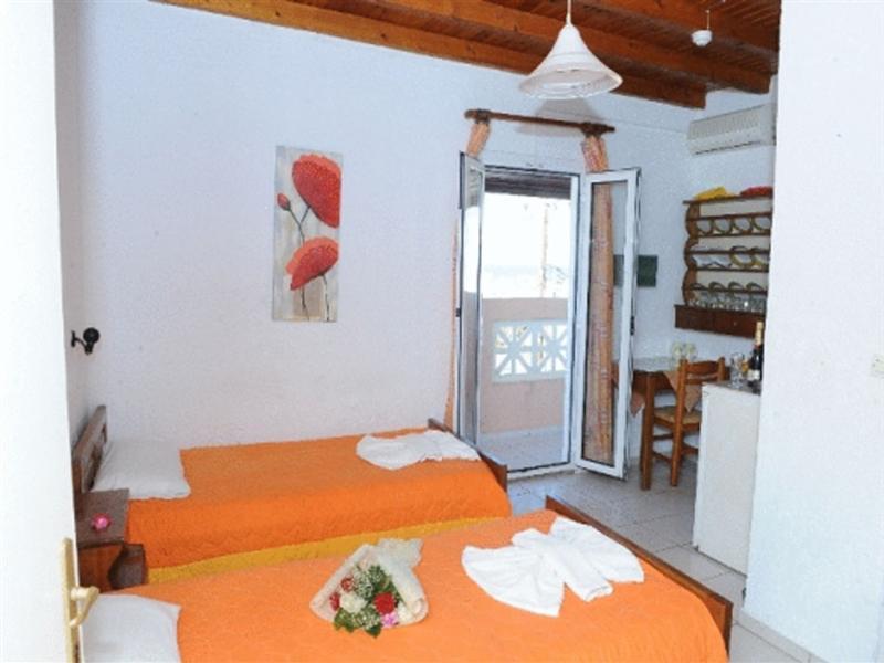Kastro Beach Apartments Малиа Экстерьер фото